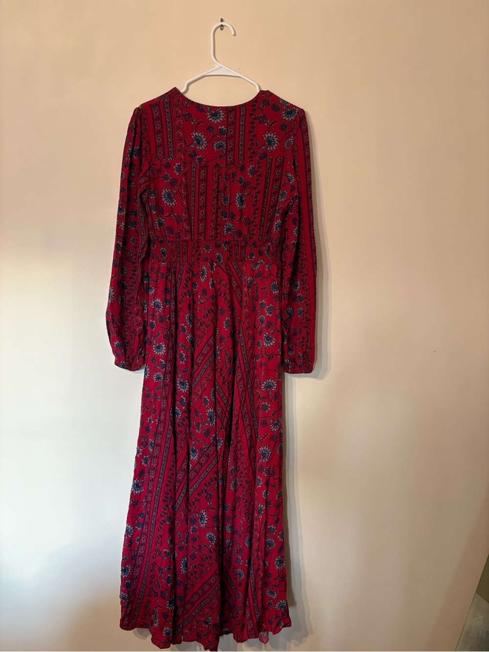Bohemian Red Floral V-Neck Maxi Dress - Picture 5 of 5
